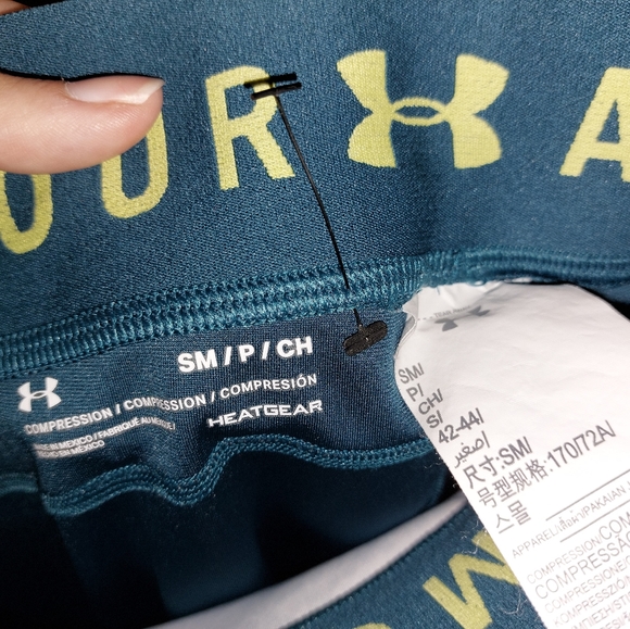 NWOT under armour leggings - Picture 4 of 4